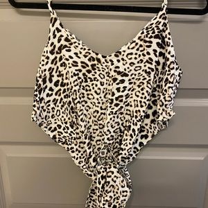 Leopard tie up crop